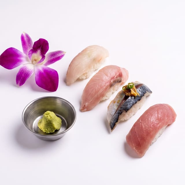Nigiri Combo.