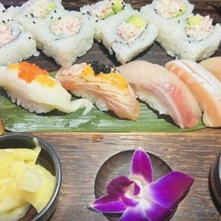 Sashimi & Sushi Combo