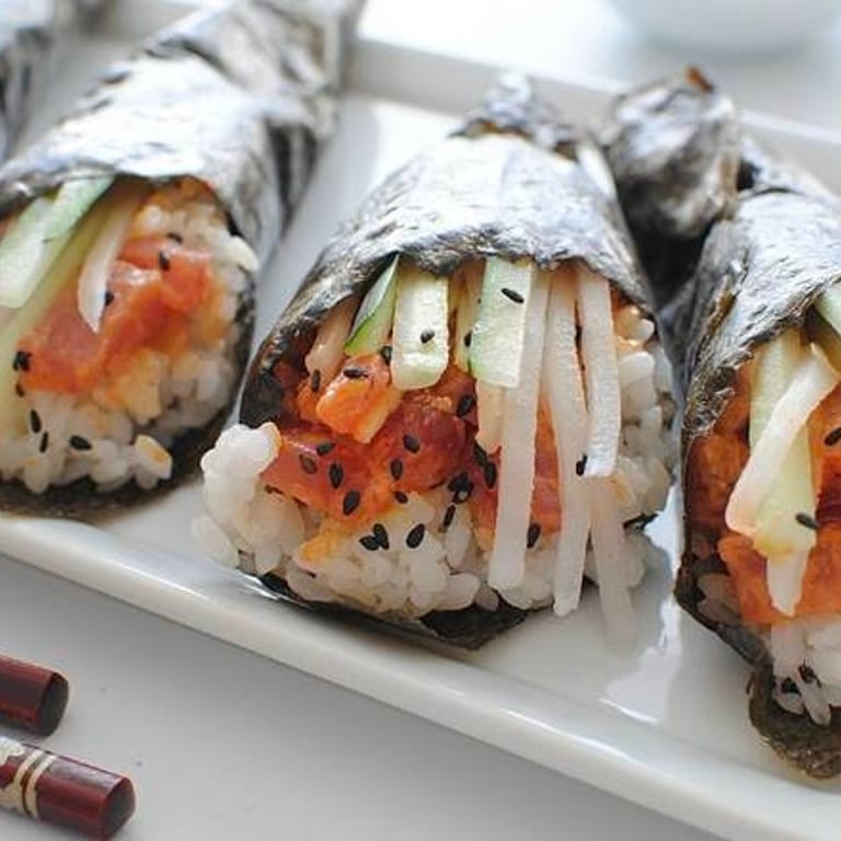 Delicious Tuna Roll Experience